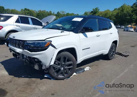 2025 Jeep Compass Limited 4X4 из США, поврежденный, VIN 3C4NJDCN7ST567037